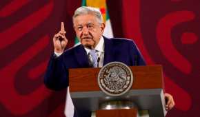 El presidente López Obrador minimizó el hackeo de millones de correos electrónicos