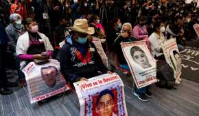 Familiares de los normalistas desaparecidos, siguen esperando respuestas de las autoridades