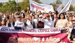 El mandatario de Sonora, Alfonso Durazo, fue uno de los asistentes a la marcha de AMLO