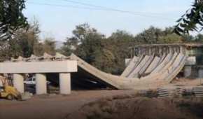 Falla humana provoca desplome de puente en construcción en Sinaloa