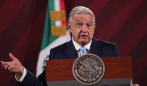 El presidente dijo que los paisanos y turistas pueden transitar con calma por México