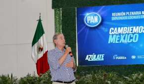 El exmandatario asistió a una reunión del PAN, en la que estuvo presente el líder nacional del partido, Marko Cortés