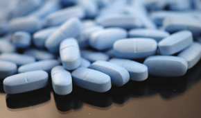 Las autoridades estadounidenses tienen la mira puesta en las pastillas de fentanilo arcoíris