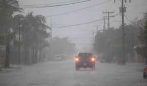 Se espera que el huracán 'Otis' mantenga fuertes lluvias en las costas mexicanas