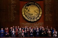 Un poderoso gobierno sin contención legal