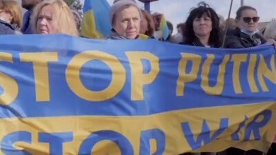 Miles de ciudadanos condenaron los ataques militares a Ucrania