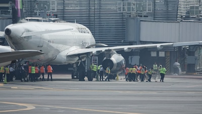 El Gobierno explicó que busca dar calidad a los servicios aeroportuarios