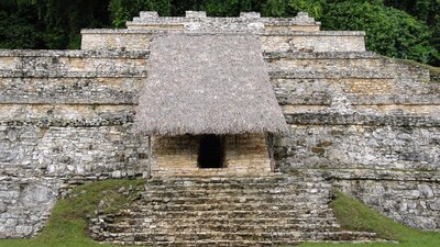 Palenque se suma a Tulum en cerrar debido a un caso sospechoso de COVID-19