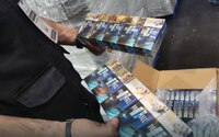 Aseguran casi 900 mil cajetillas de cigarros en el AICM con valor superior a los 25 mdp
