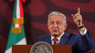 En conferencia, AMLO destacó la importancia cultural y artística de las bandas sinaloenses