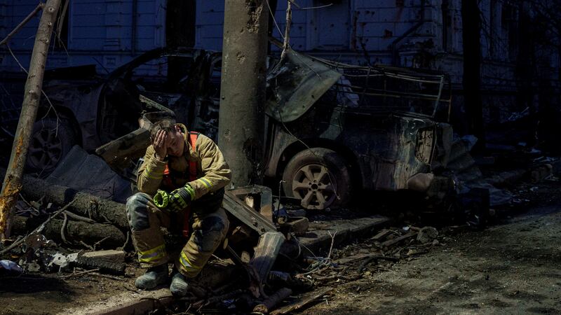 Ataques rusos en la ciudad ucraniana de Sumy dejan más de 30 muertos en Domingo de Ramos