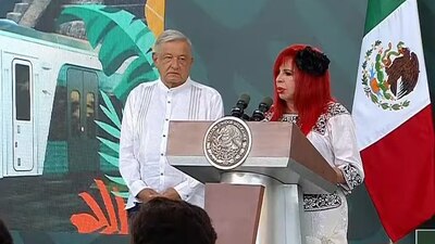 Como ya es costumbre, la gobernadora le dedicó un mensaje al Presidente