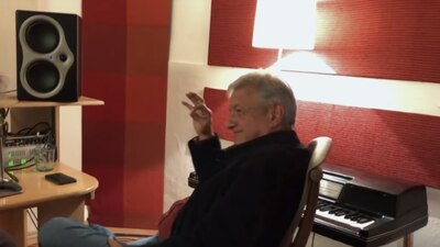 El presidente tiene gustos musicales en español