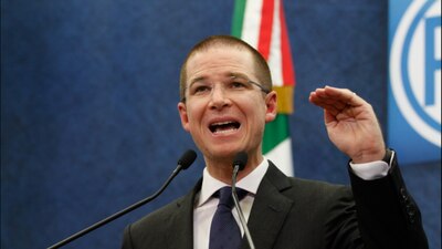 Los deseos presidenciables del dirigente le han provocado ataques por parte de sus propios militantes