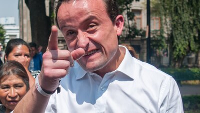 Mikel Arriola informó de lo que realizó en su intercampaña pero también mandó el 'pack'