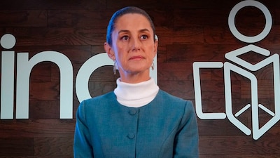 La Presidenta mencionó que la reforma constitucional para eliminar organismos autónomos sigue avanzando