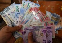 Peso se mantiene ante el dólar tras semana ‘movidita’ por aranceles: ¿En cuánto cotiza HOY?