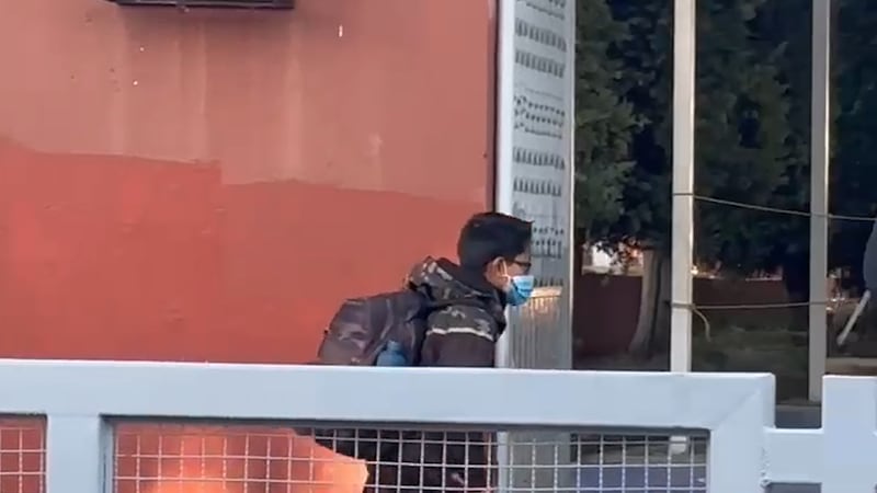 Por el sarampión, en todas las escuelas del Edomex es obligatorio el uso de cubrebocas