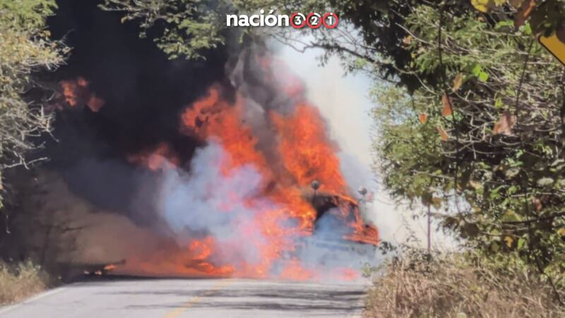 Reportan narcobloqueos al sur de Jalisco