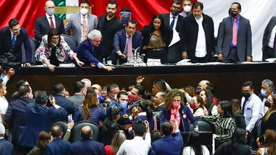 La miscelánea fiscal se atoró en San Lázaro por dimes y diretes entre los legisladores