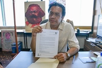 INTEGRO: Este es el documento con el que la SEP notificó a Marx Arriaga sobre su destitución