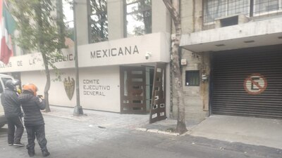 Rubén Choreño Morales intentó entrar a la cede del sindicato pero se lo impidieron a golpes