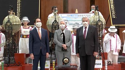 La rifa del avión presidencial tiene como objetivo recaudar fondos para dotar de equipo al sector salud