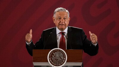 El compadre de AMLO le evitó problemas y renunció a un contrato millonario