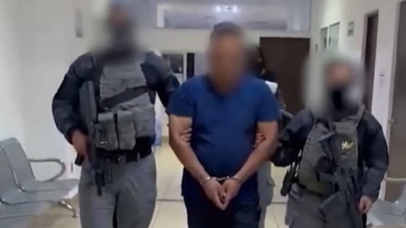 Policía dispara contra joven que grababa un operativo con su celular, en Morelos