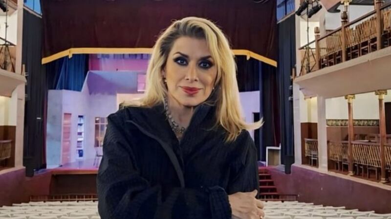 Con aplausos y porras, despiden a la cantante Dulce en la Basílica de Guadalupe