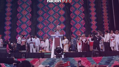 Arropado por los pueblos indígenas y sus seguidores, estas son las palabras con las que AMLO conmovió en el Zócalo
