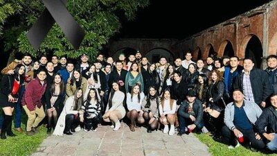 Se pintó de luto este domingo, debido a un grupo armado que irrumpió en una posada navideña