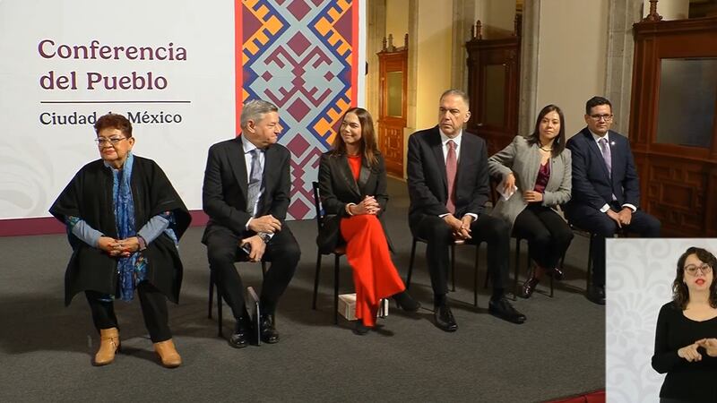 ¿Y Ebrard? Sheinbaum anuncia que el secretario de Economía fue a Washington