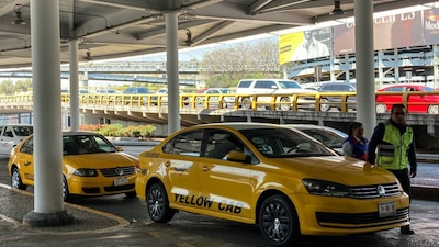 Sigue la pelea entre taxis y aplicaciones de movilidad como Uber y Didi