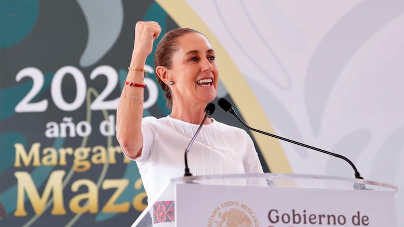 Sheinbaum ofrece a estudiantes no aceptados en la UNAM un lugar en la Universidad Rosario Castellanos
