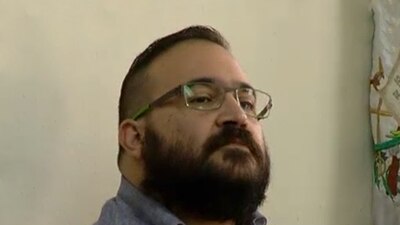 El expriista es acusado de un desfalco histórico durante su mandato en Veracruz