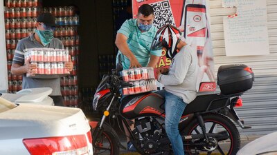 Tiendas de conveniencia y las cadenas retail anunciaron que la venta de cerveza se reactiva