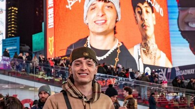 El cantante causó furor en el festival que se realiza en Estados Unidos