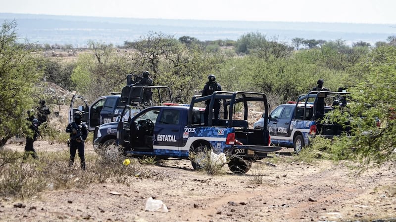 Comando armado embosca a policías en Zacatecas; reportan 7 personas muertas
