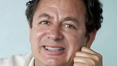 El periodista de 58 años de edad, fue asesinado afuera de su casa