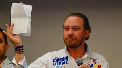 Aclaró que, si llega a la jefatura de Gobierno, en ningún momento se subirán las tarifas del Metro