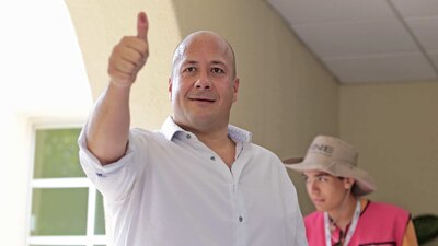 El gobernador electo descartó que aceptará un intermediario entre él y AMLO