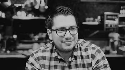 El joven ha trabajado en la CFE, en la Profeco y otras instituciones