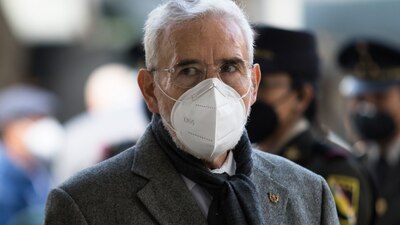 El titular de la SCT no dio detalles de los motivos de la renuncia de Vázquez Colmenares