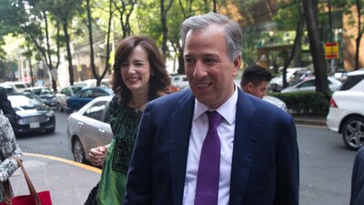 El candidato del PRI se reunió con empresarios en un hotel de Polanco