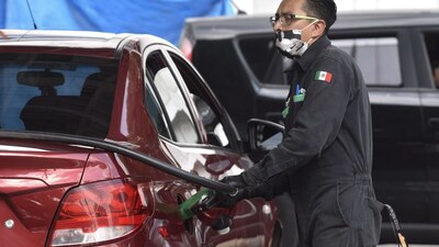 Expertos explicaron que hay un aumento en el precio a nivel internacional, lo que eleva el costo de importar combustible
