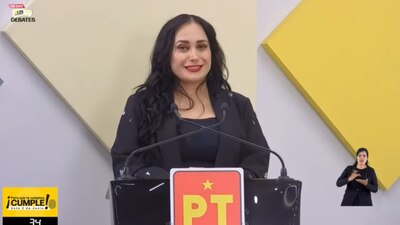 La candidata no tuvo de otra que disculparse con un "es que ya me abrumé"