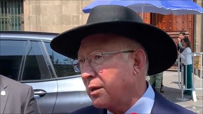 Se reunió con AMLO y legisladores de su país, luego de los dichos por fentanilo