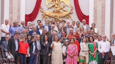 Se manifestaron públicamente contra el autoritarismo de AMLO