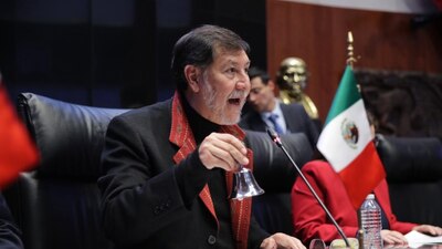 El senador ofreció a la oposición que conducirá la mesa directiva “con respeto e institucionalidad”